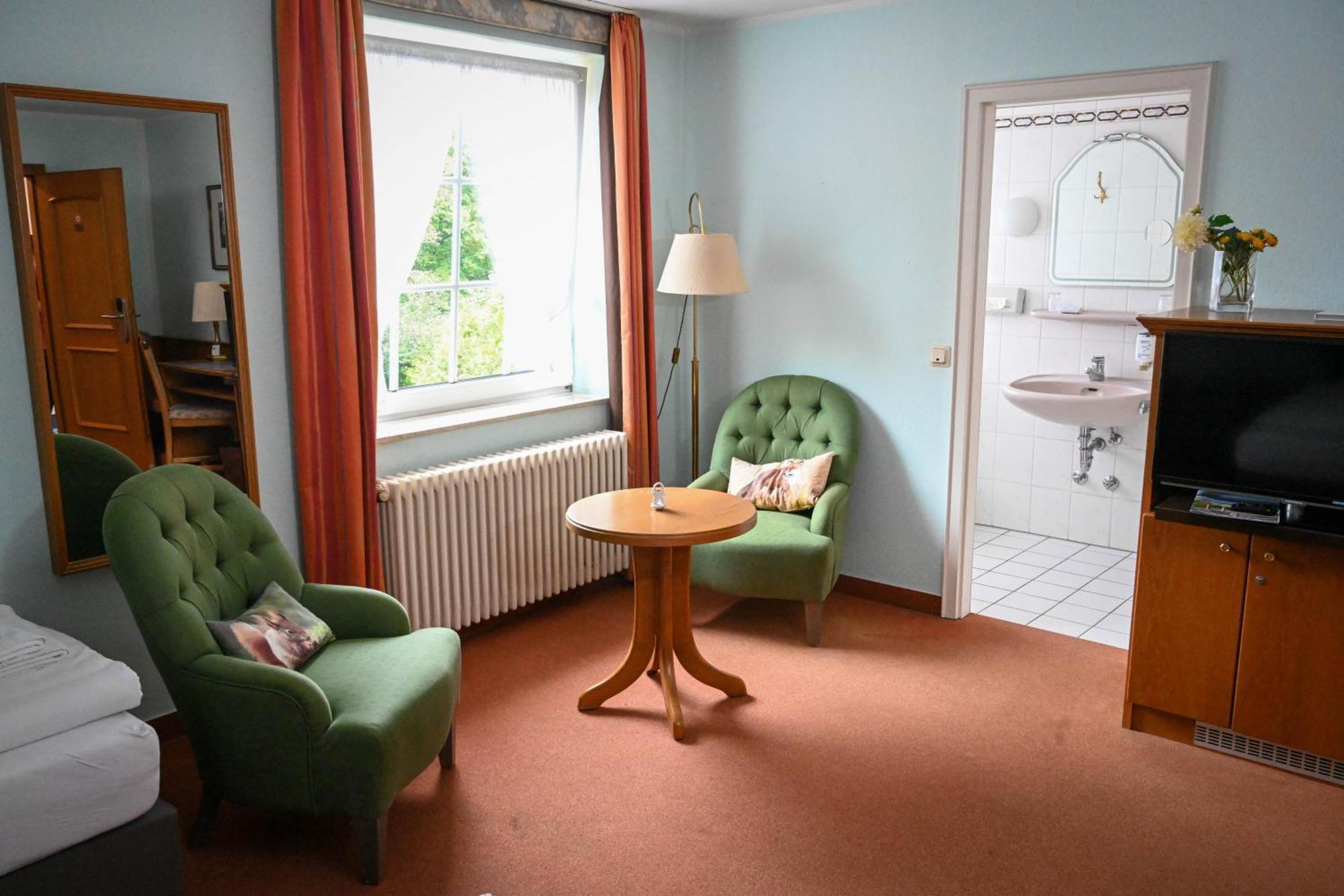 Akzent Hotel Gut Höing Unna Buitenkant foto