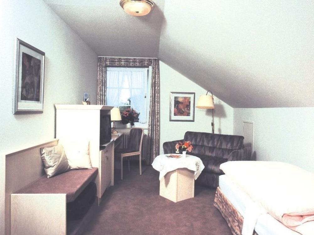 Akzent Hotel Gut Höing Unna Buitenkant foto